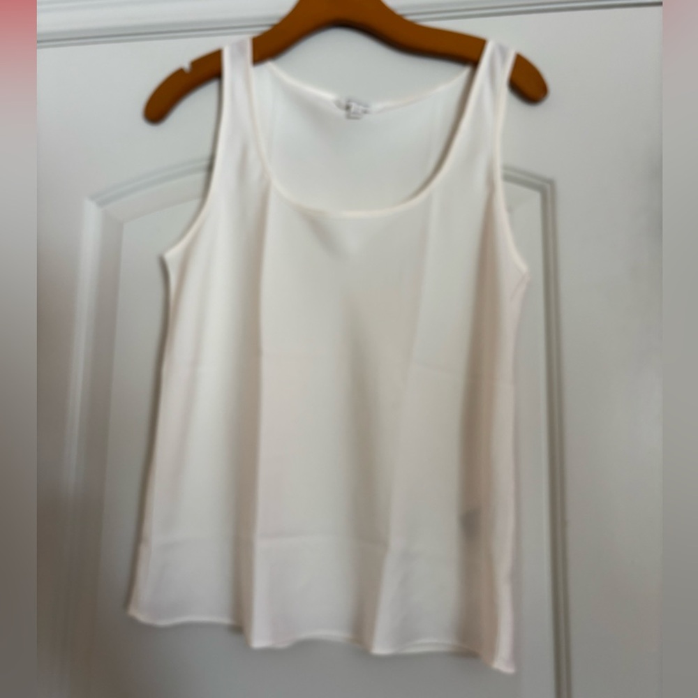 Banana Republic Classic White Camisole - Small
